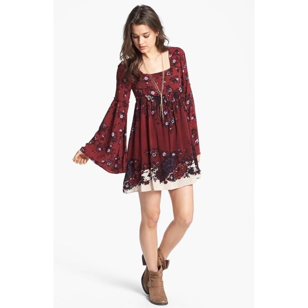 001 Free People Burgundy Floral Bell Sleeve Mini Dress Smocked Back (Large, EUC)